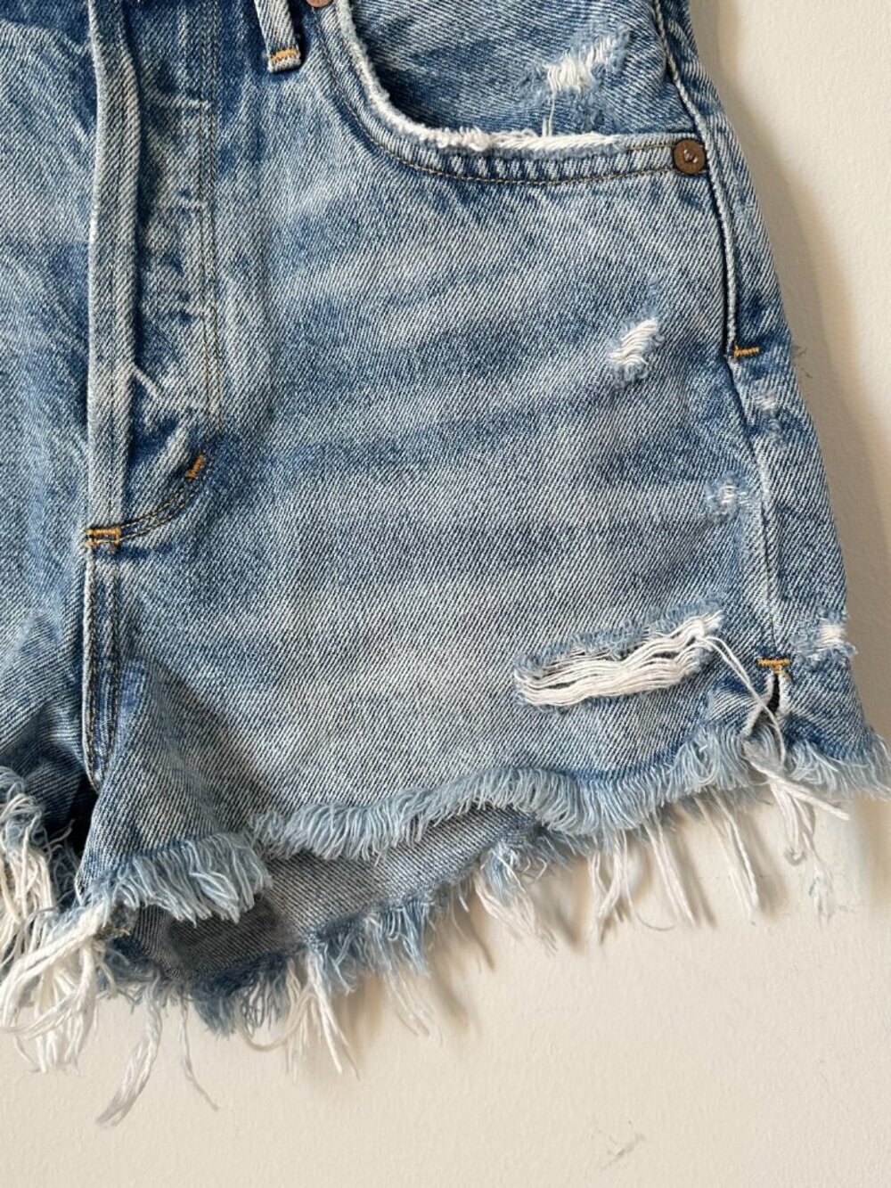 AGOLDE Jaden Cut Off Denim Shorts High Rise Distressed Size 25 - Picture 7 of 9